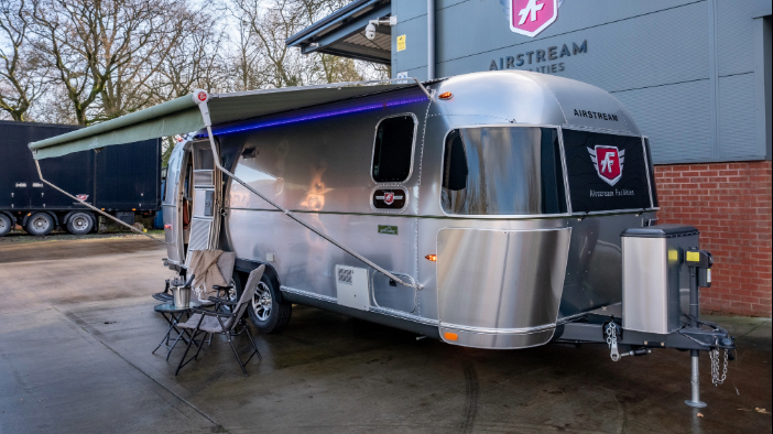 Airstream B